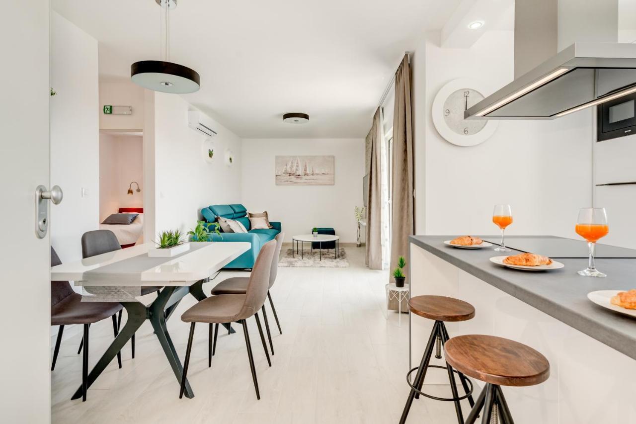 Modern 4* Luxury Apartment In Center Trogir Kültér fotó