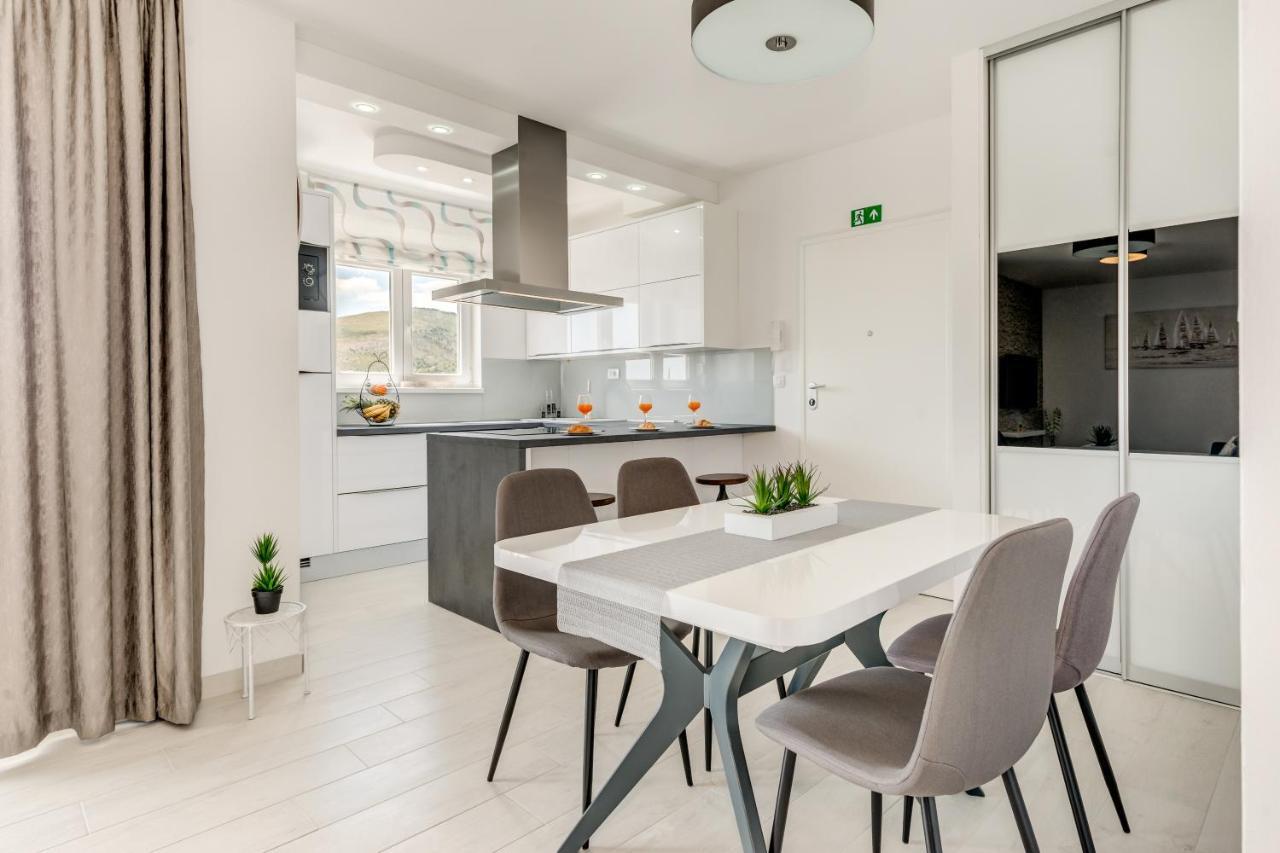 Modern 4* Luxury Apartment In Center Trogir Kültér fotó