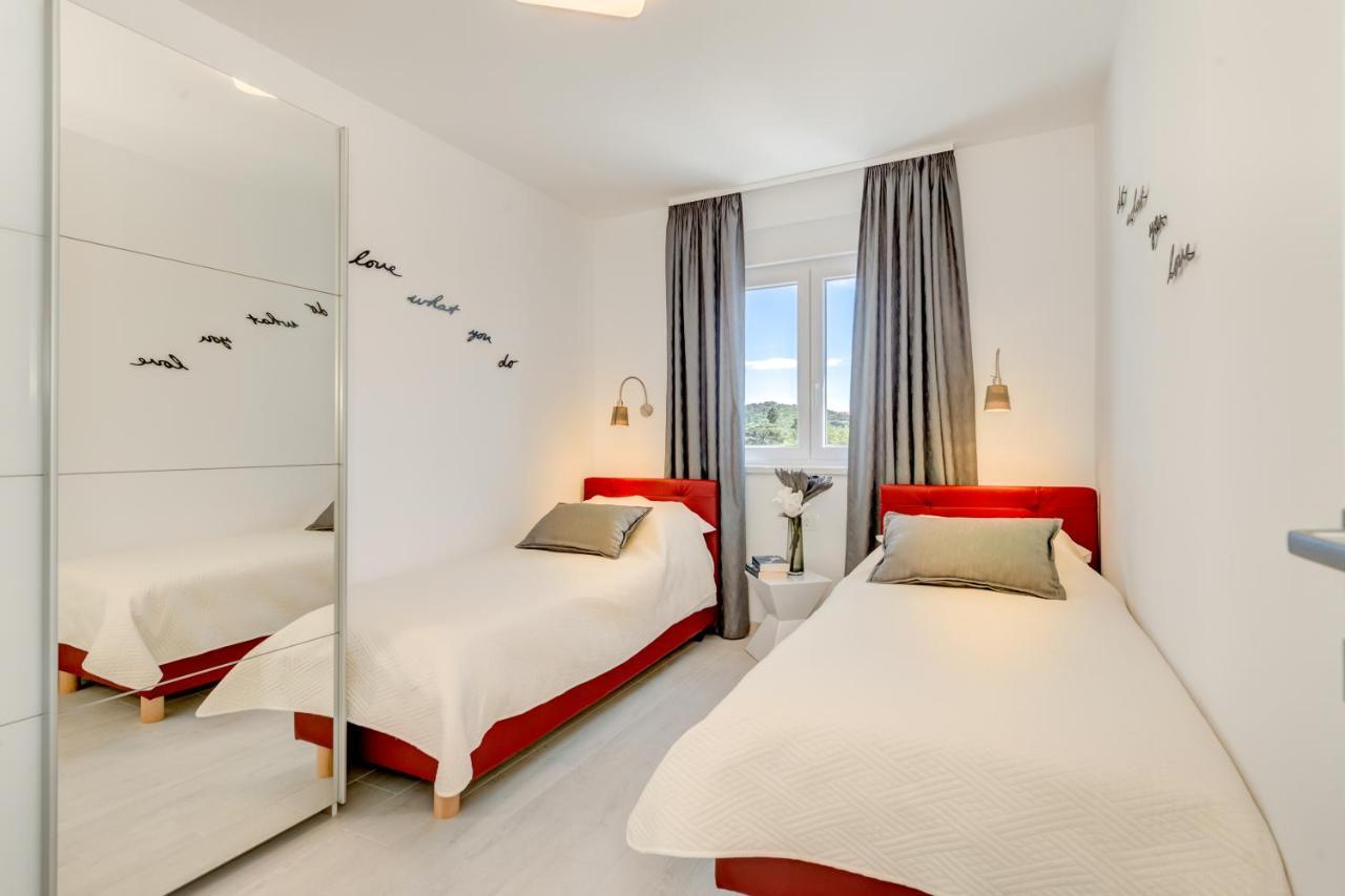 Modern 4* Luxury Apartment In Center Trogir Kültér fotó